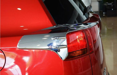 Κίνα Οι ελαφριές καλύψεις ουρών αυτοκινήτων χρωμίου, οπίσθιος λαμπτήρας της Toyota του 2013/2014 RAV4 διακοσμούν προμηθευτής