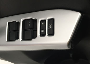 Καλή τιμή. TOYOTA RAV4 2016 2017 Μέρη εσωτερικής διακόσμησης αυτοκινήτων Χρωματισμένα παράθυρα σε απευθείας σύνδεση